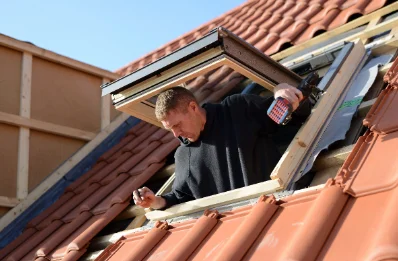 Pose de fenêtres de toit Velux à Juville